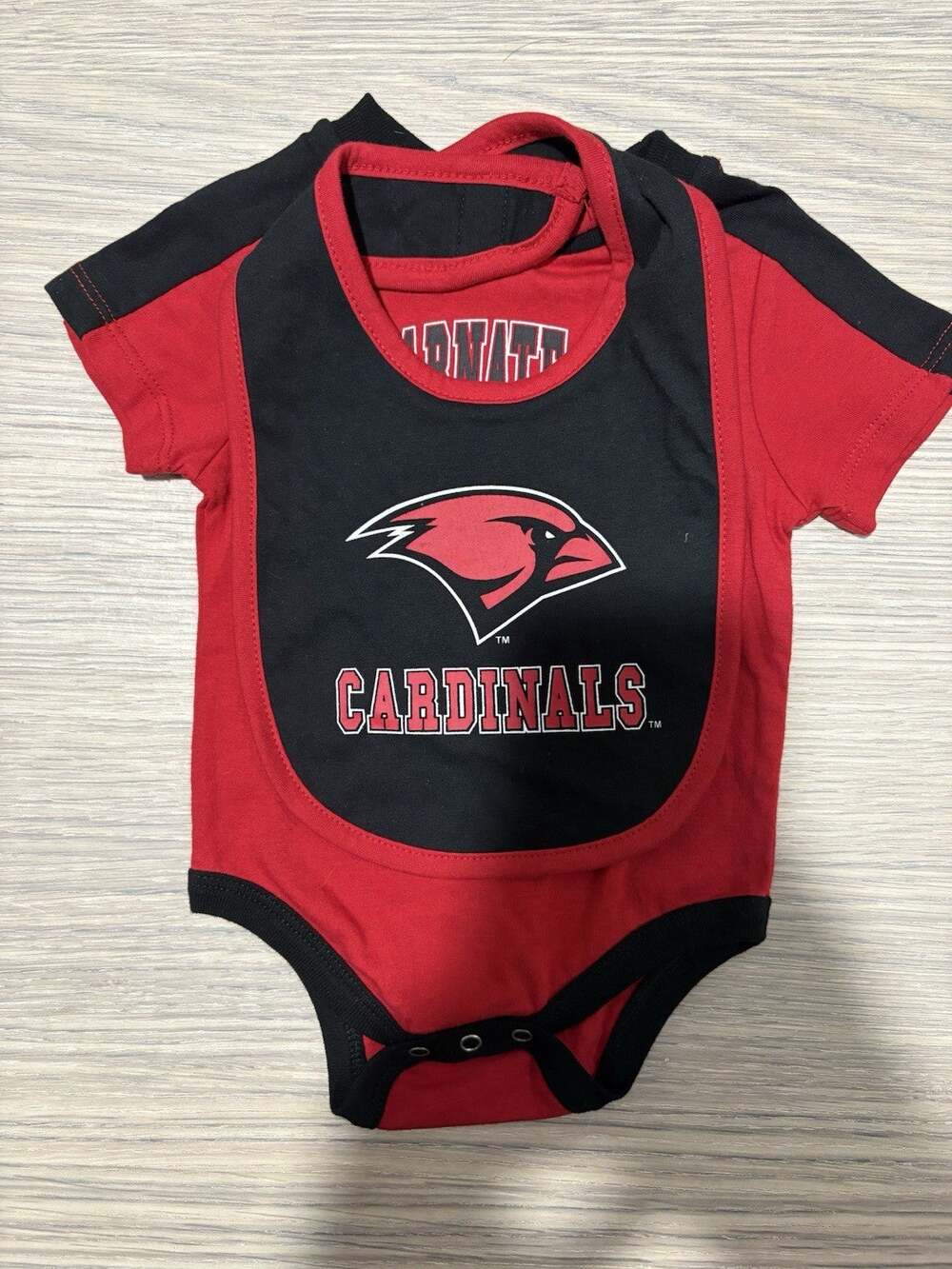Incarnate Word Cardinals Baby Outfit Bib Set 3-6 Months Red Black Colosseum NWOT